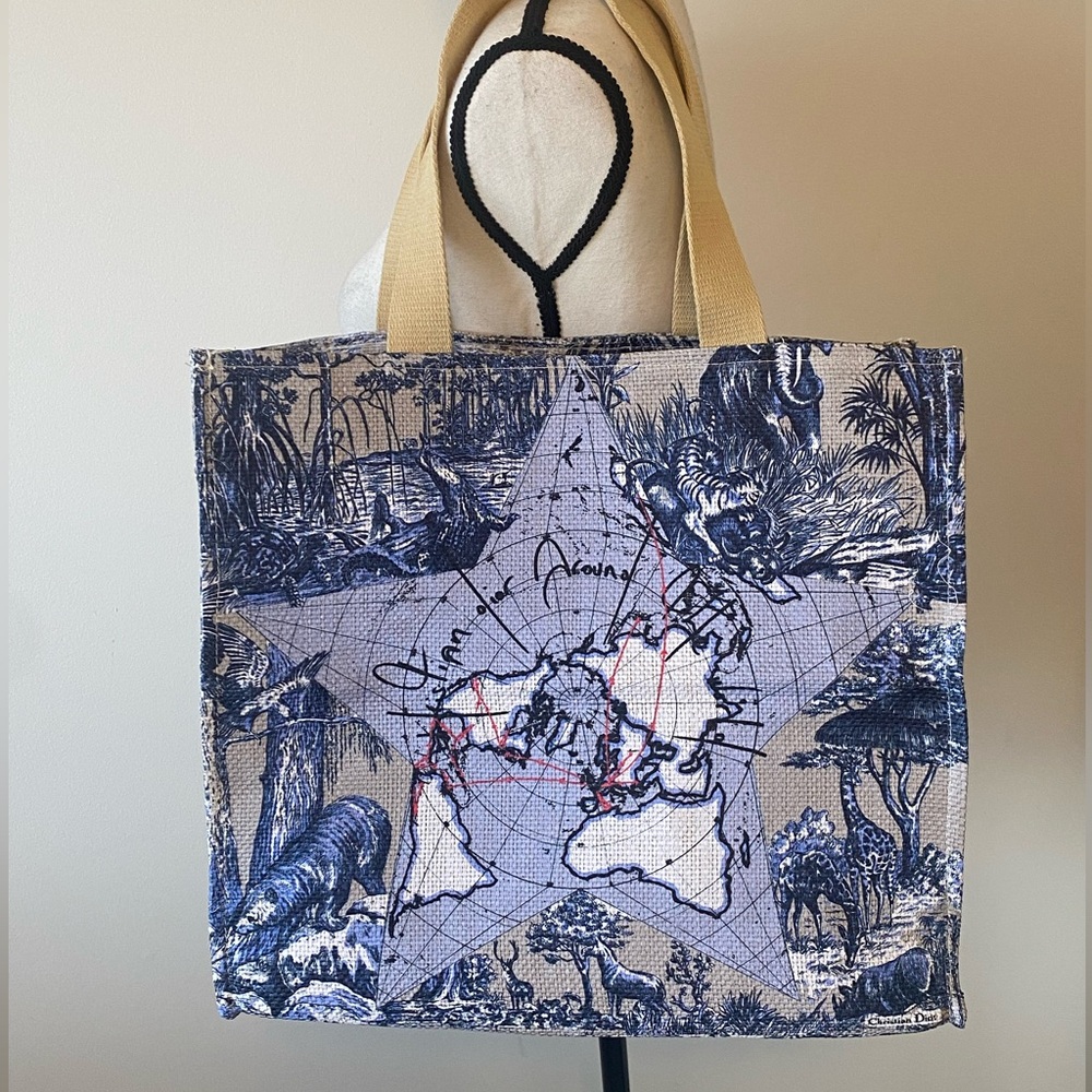 Christian Dior Around the World Straw Tote - Picture 12 of 12